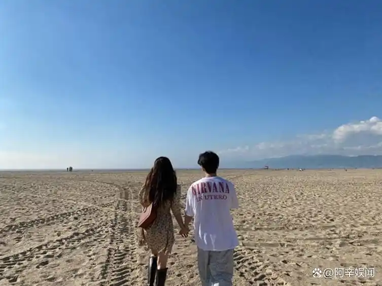 韩国艺人公开恋情_韩星大方承认恋爱_韩国娱乐圈恋情曝光