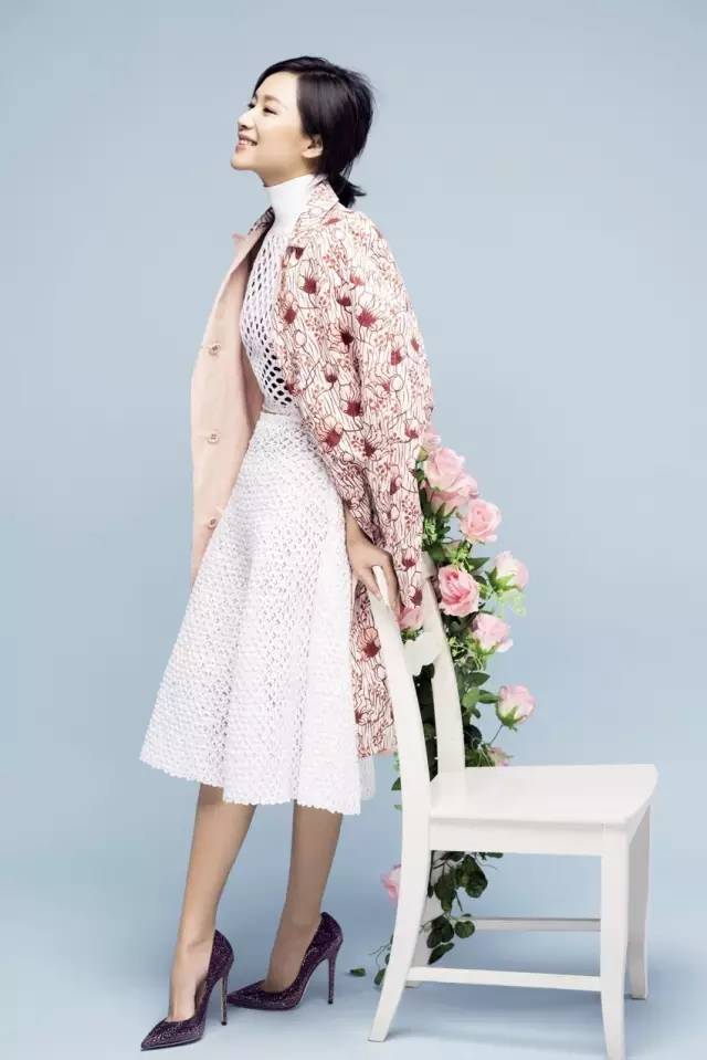 徐静蕾导演作品票房破亿_徐静蕾才女多才多艺_娱乐圈知名女导演